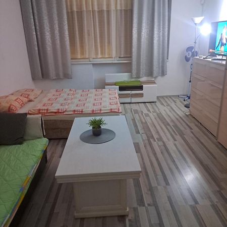 Apartment Capital Town Vk 14 Novi Sad Exteriör bild