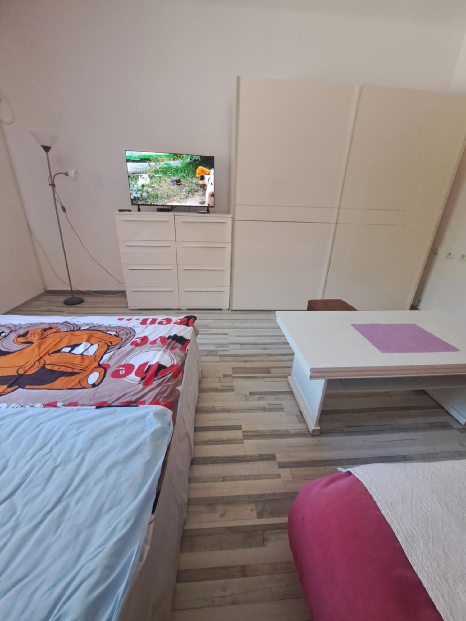 Apartment Capital Town Vk 14 Novi Sad Exteriör bild